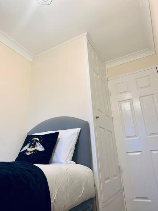 Homely Detached 3 Bedroom House Near Sheffield Rotherham Exterior photo
