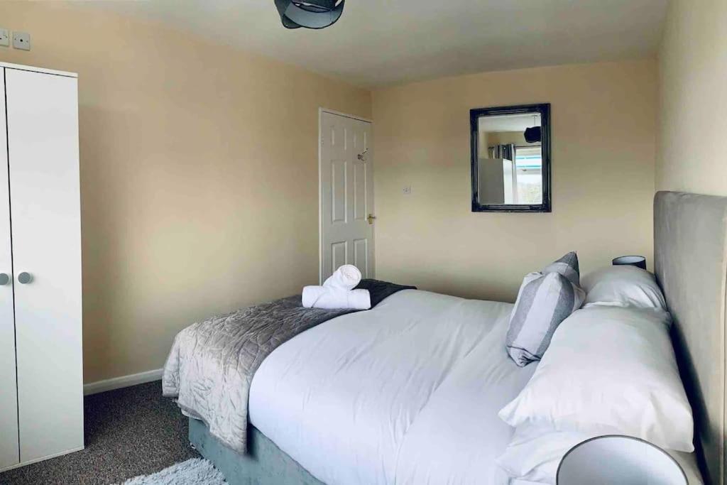 Homely Detached 3 Bedroom House Near Sheffield Rotherham Exterior photo