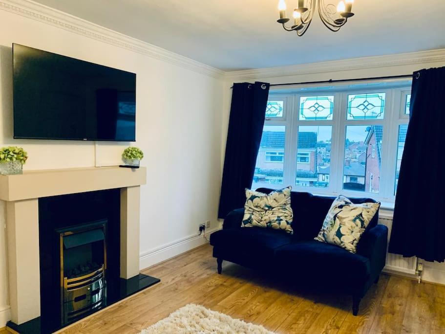 Homely Detached 3 Bedroom House Near Sheffield Rotherham Exterior photo
